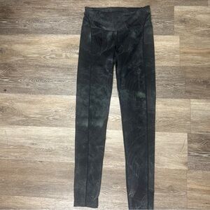 Free People Movement Leggings Women Sz Small Petite Black Green Marble HighWaist